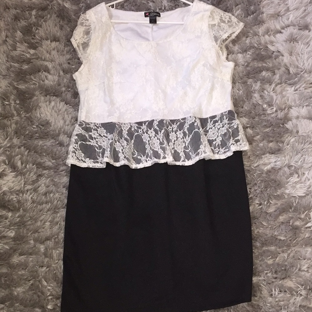 2X PLUS SIZE peplum body con dress